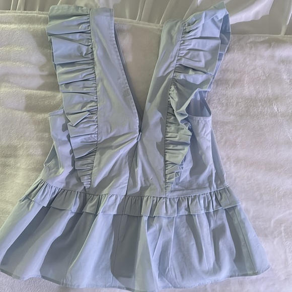 Express Top - Picture 2 of 3